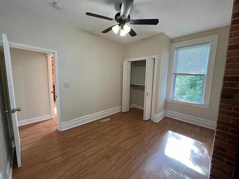 837 Highview St #2 — Photo 7