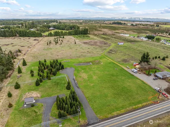 413 State Route 505, Winlock, WA 98596