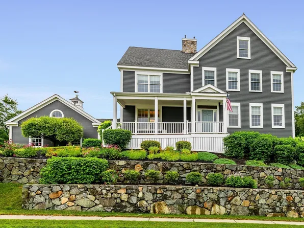 5 Point Shore Dr, Amesbury, MA 01913