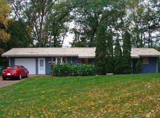 N2358 Trails End Rd, Lodi, WI 53555