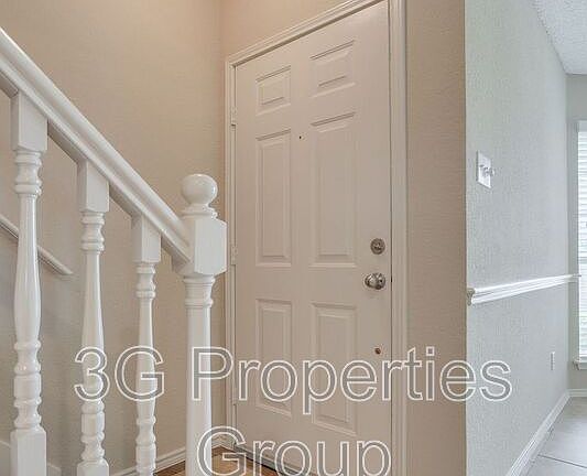 5th image of 755 Burr Oak Dr
