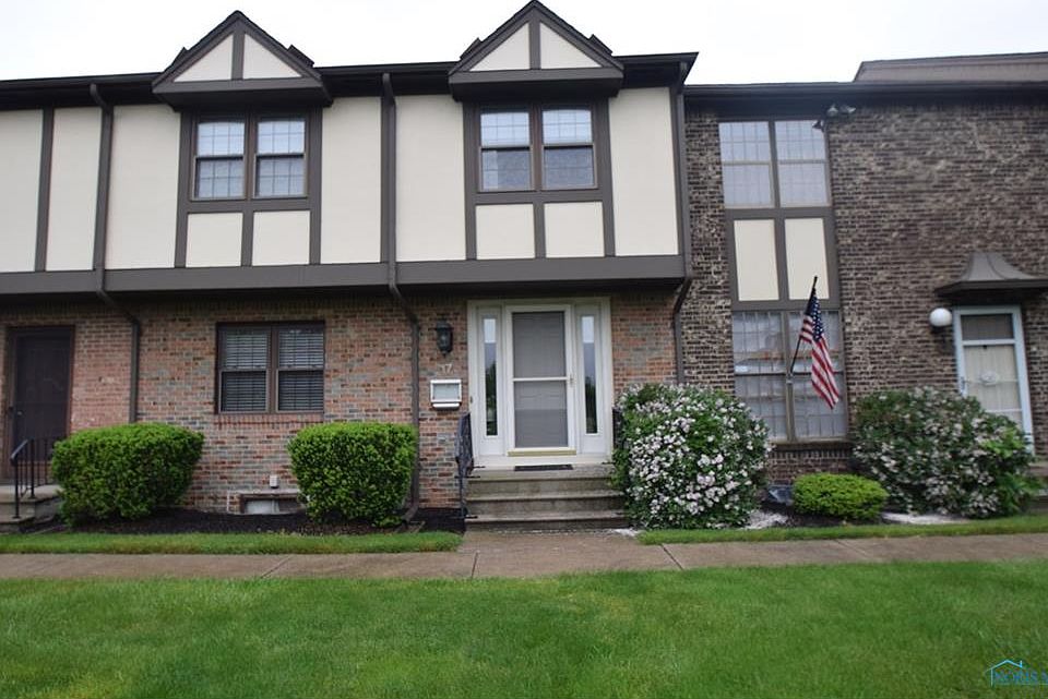 1st image of 17 Knollwood Dr
