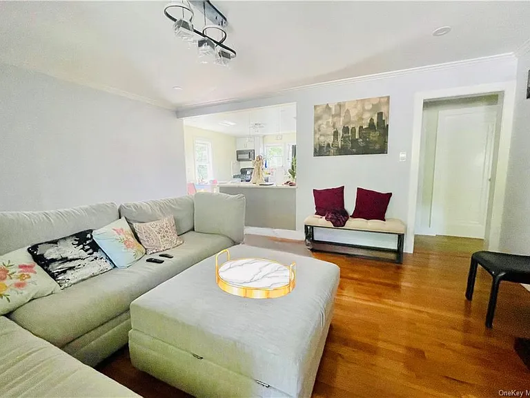 313 Stanley Ave #1 — Photo 3