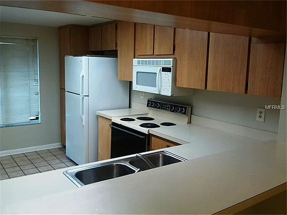 3rd image of 1727 Cypress Trace Dr