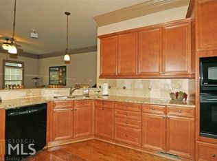 956 Persimmon Pt NE, Atlanta, GA 30328