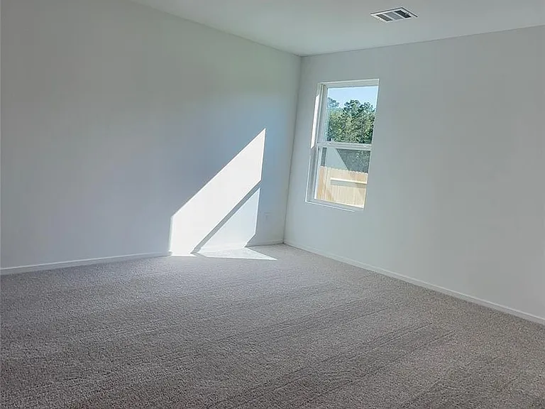 331 Parkin Ct — Photo 9