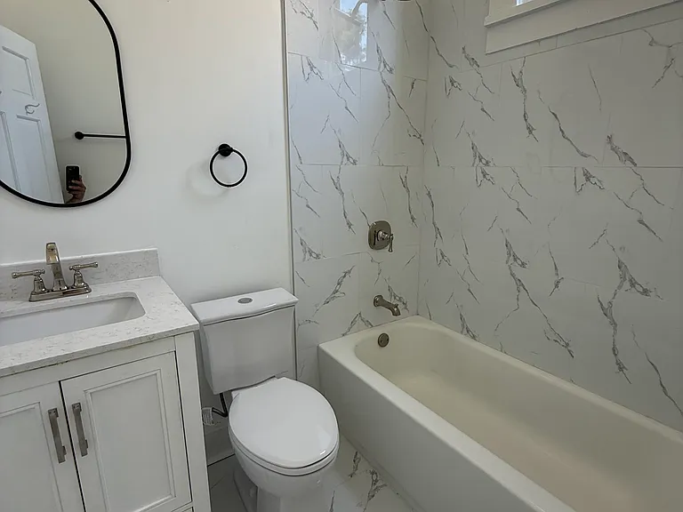 4419 Coliseum St #C — Photo 6