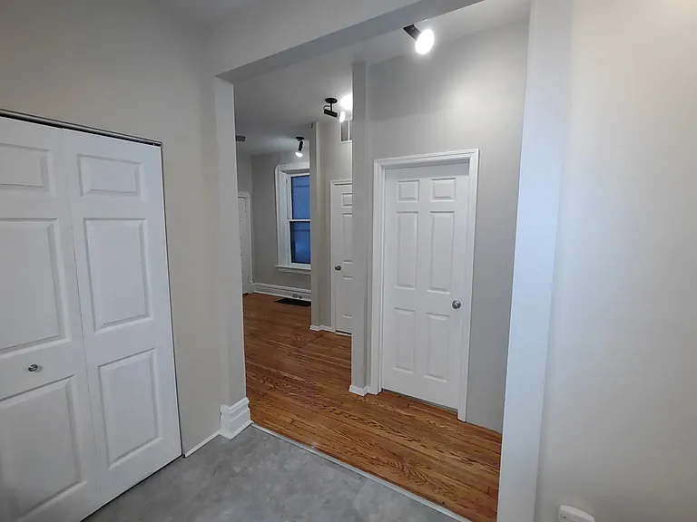 4325 Maryland Ave — Photo 31