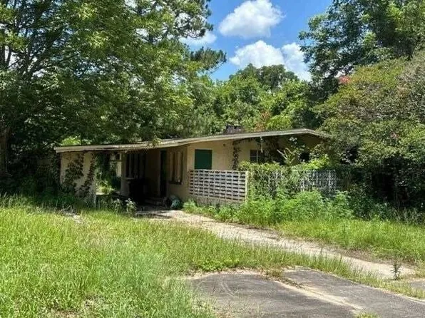 2204 Deese Rd, Ozark, AL 36360