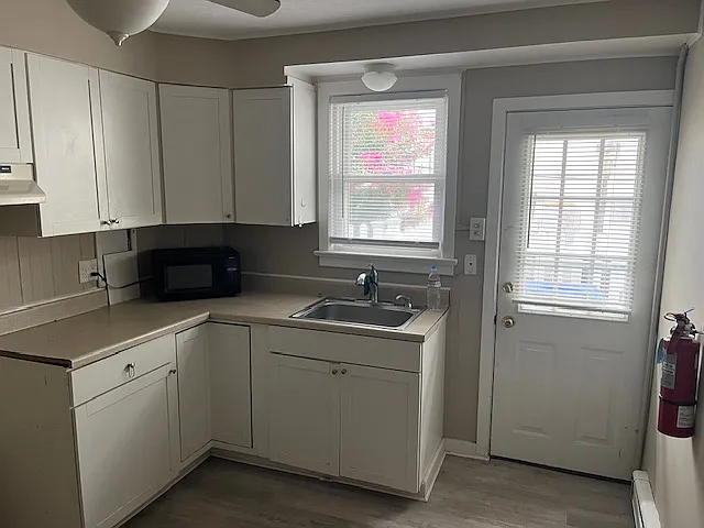 110 W Crocus Rd #2 — Photo 3