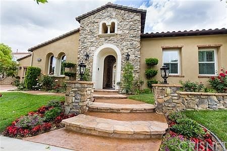 1st image of 26516 Valley Oak Ln