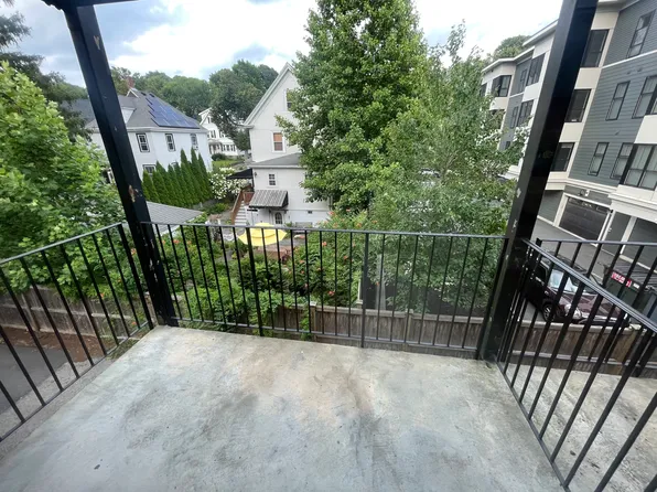 1798 Centre St, West Roxbury, MA