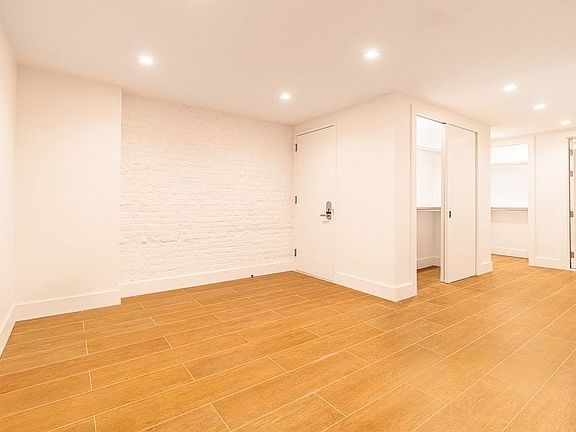 4th image of 88 Atlantic Ave APT 1F
