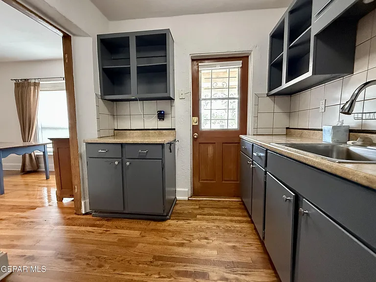 611 New York Ave — Photo 12