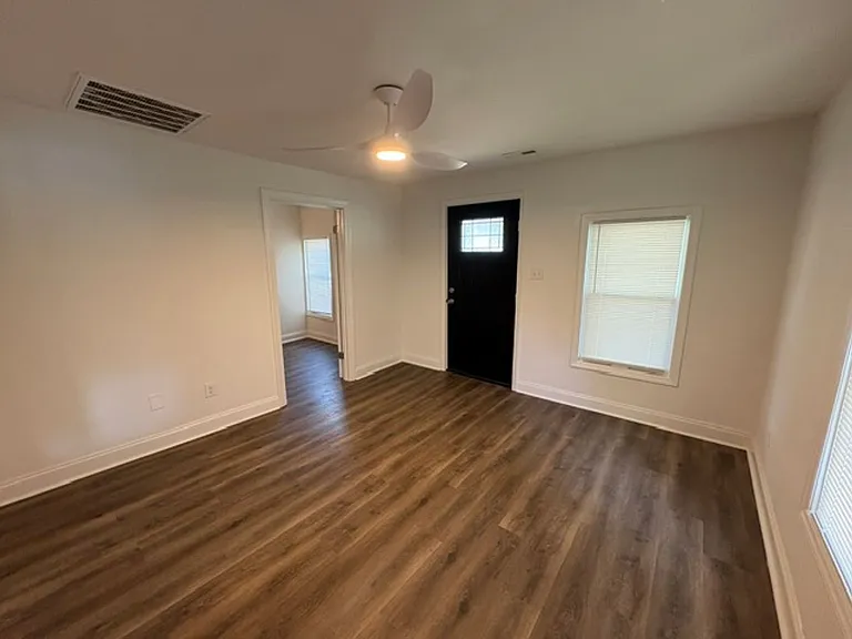 226 Lancaster Ave — Photo 11