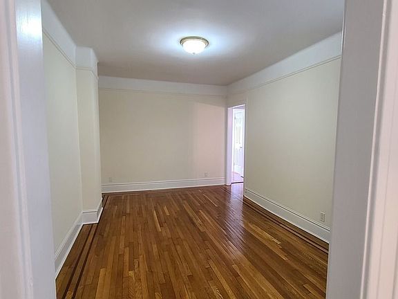 5th image of 22-18 42nd St #A