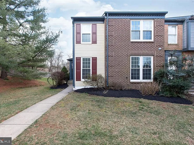 10622 Tuppence Ct — Photo 3