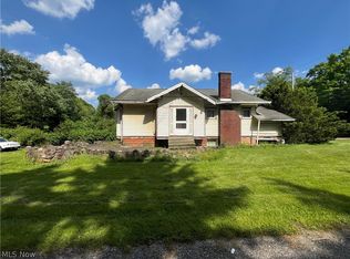 702 Churchill Hubbard Rd, Youngstown, OH 44505