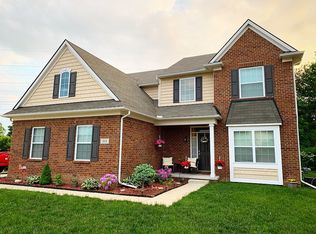 313 Brookfield Dr #85, Westland, MI 48185