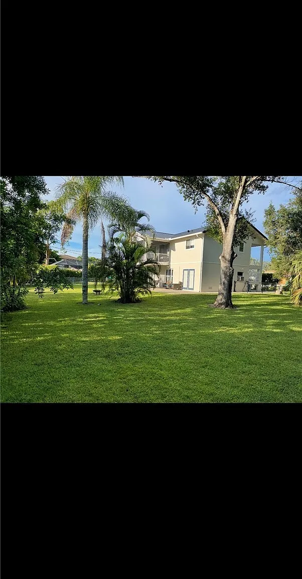 3 bed, 2.0 bath, 1500 sqft, $4,490 — Photo 3
