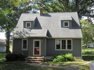 229 River St, Jackson, MN 56143