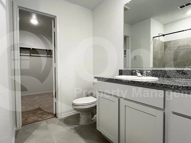7205 Gray Wolf Ln — Photo 16