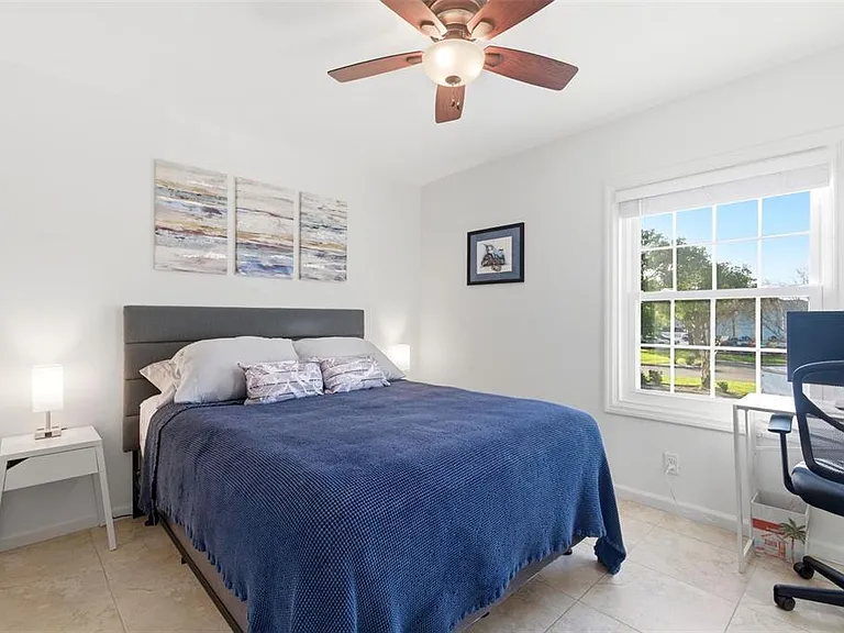 5174 Beach Dr SE #D — Photo 23