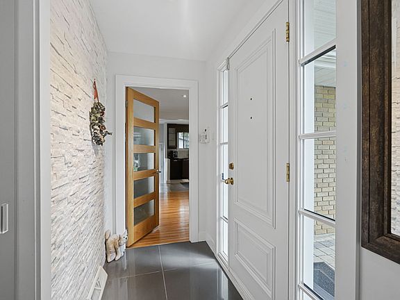 5th image of 221 Rue Du Stra