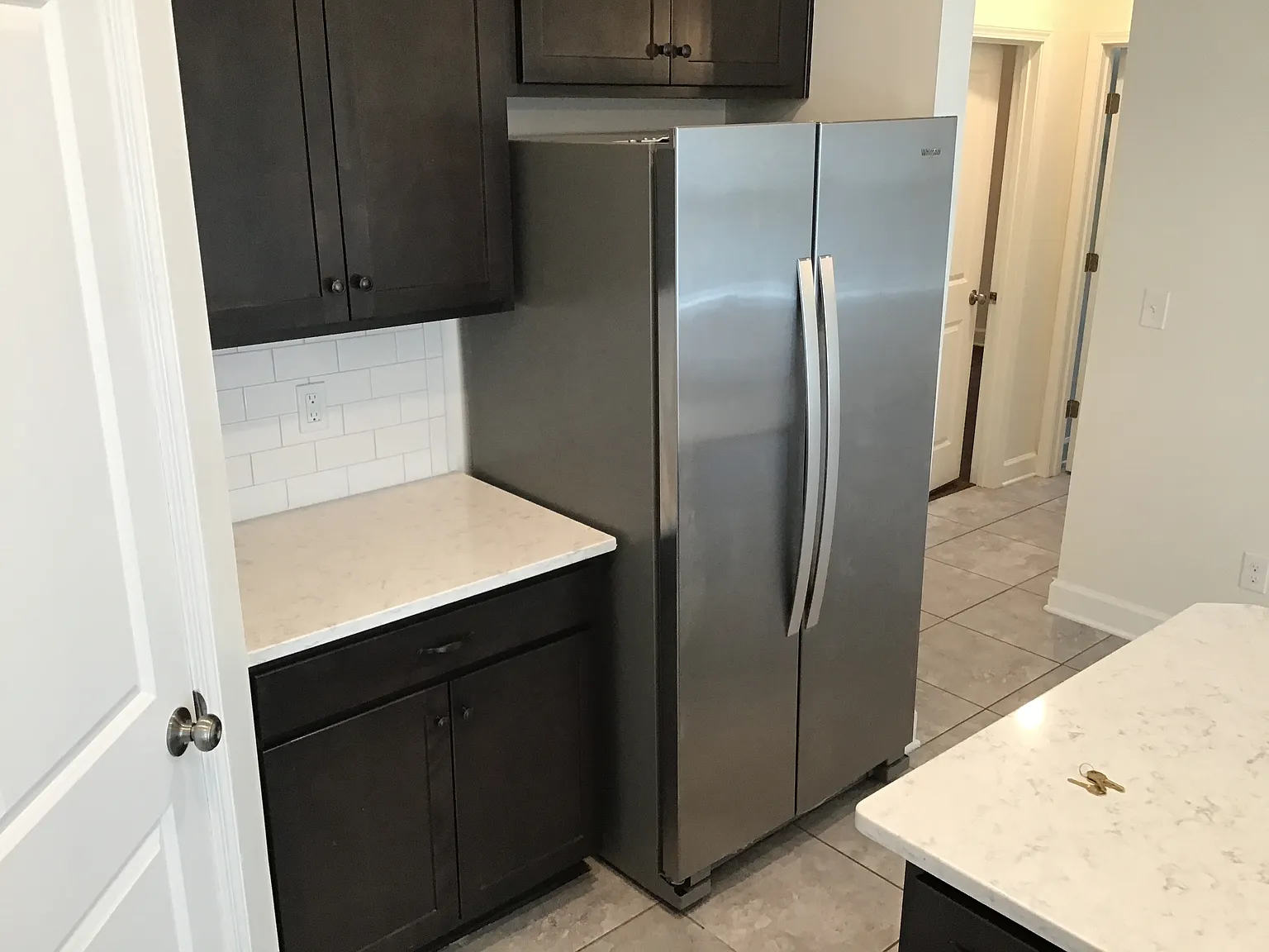 4 bed, 3.0 bath, 2029 sqft, $3,185 — Photo 4