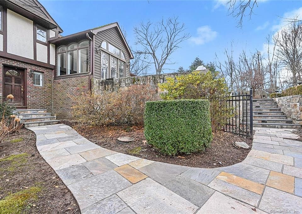 10 White Oak Farm Rd Newtown, CT Zillow