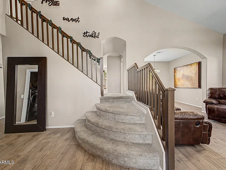 4518 E Rowel Rd — Photo 7