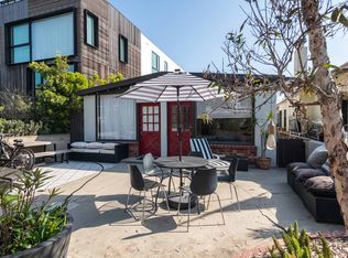 78 18th St, Hermosa Beach, CA 90254
