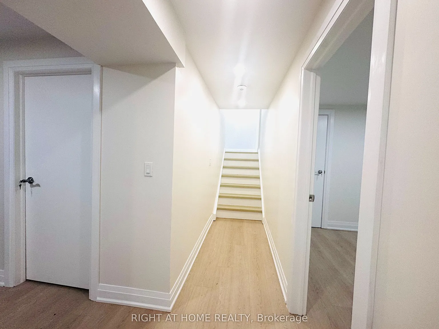 2 bed, $2,000 — Photo 2