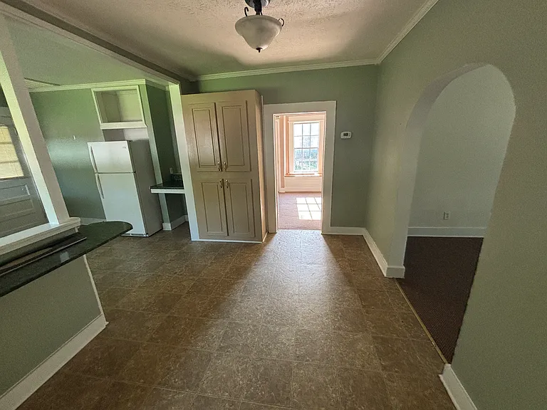 114 Hopkins St — Photo 7