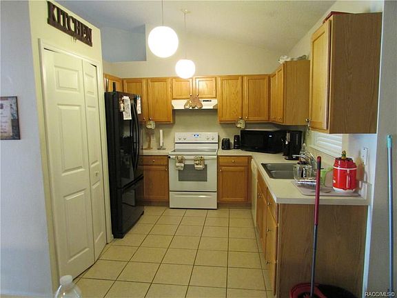 3rd image of 7123 N Tallwood Dr