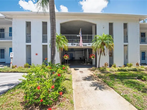 300 Clyde Ln APT 104, Dunedin, FL 34698