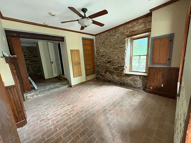 5021 Green Ridge Ln #A — Photo 1