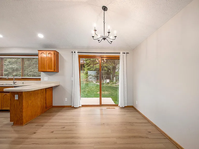 13568 Margo St — Photo 4