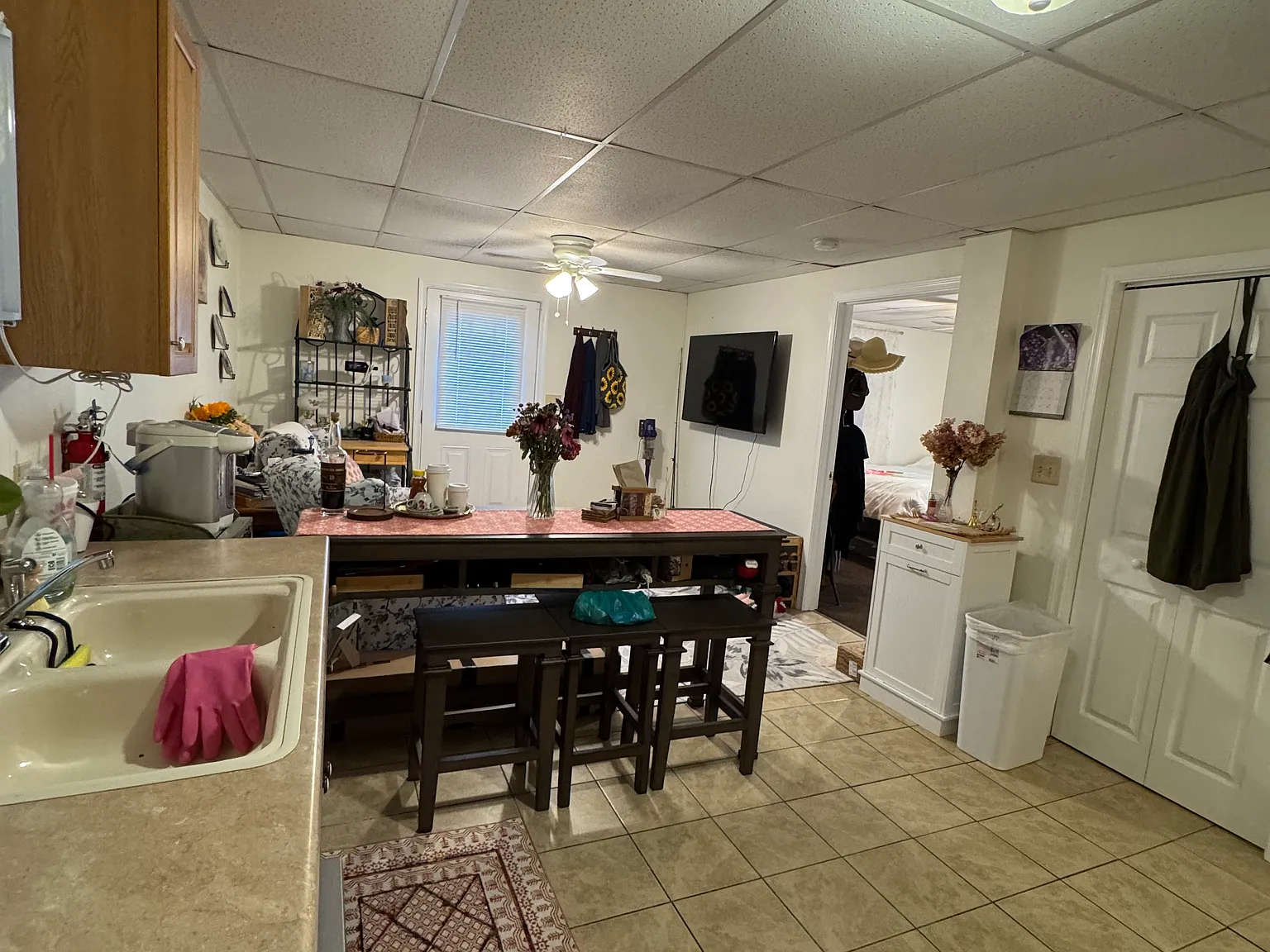 2 bed, 750 sqft, $1,200 — Photo 3