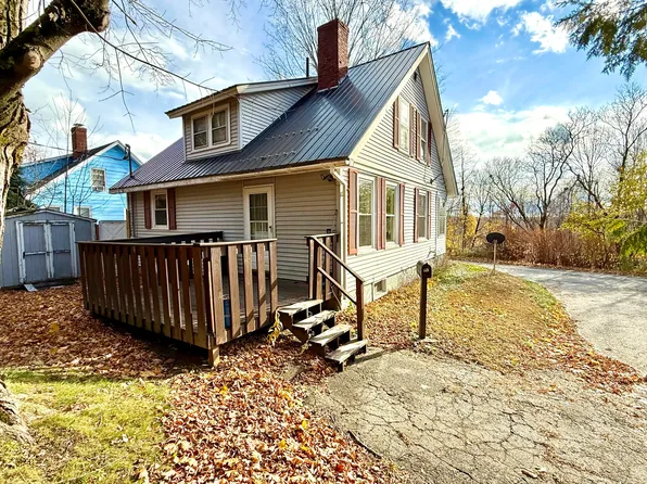 15 Fay Court, Dexter, ME 04930