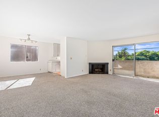 1021 N Crescent Heights Blvd APT 205, West Hollywood, CA 90046