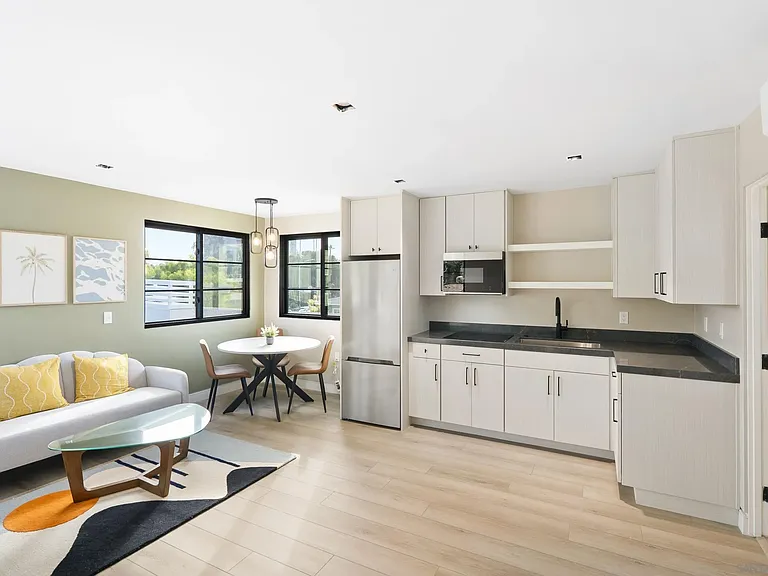 952 Pacific Beach Dr — Photo 27