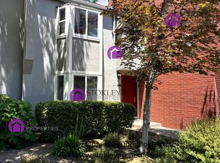 2712 Walnut Blvd, Walnut Creek, CA 94596