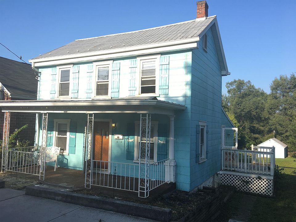 1st image of 522 N High St