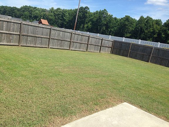3rd image of 2806 Weathersby Dr