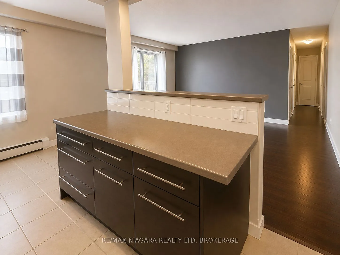 2 bed, $1,799 — Photo 4
