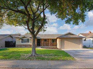 231 E Robinhood Dr, Stockton, CA 95207