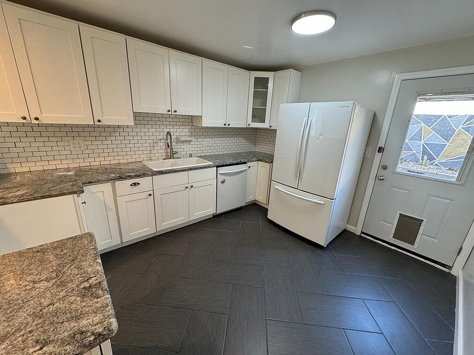 1st image of 8529 Saturn St APT 2