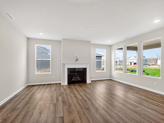 7th image of this home