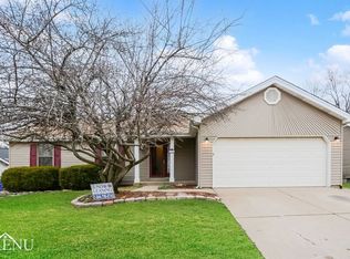 2316 Gross Point Ln, Ballwin, MO 63011